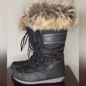 Moon Boot Black and Brown Winter Boots with Fur Trim